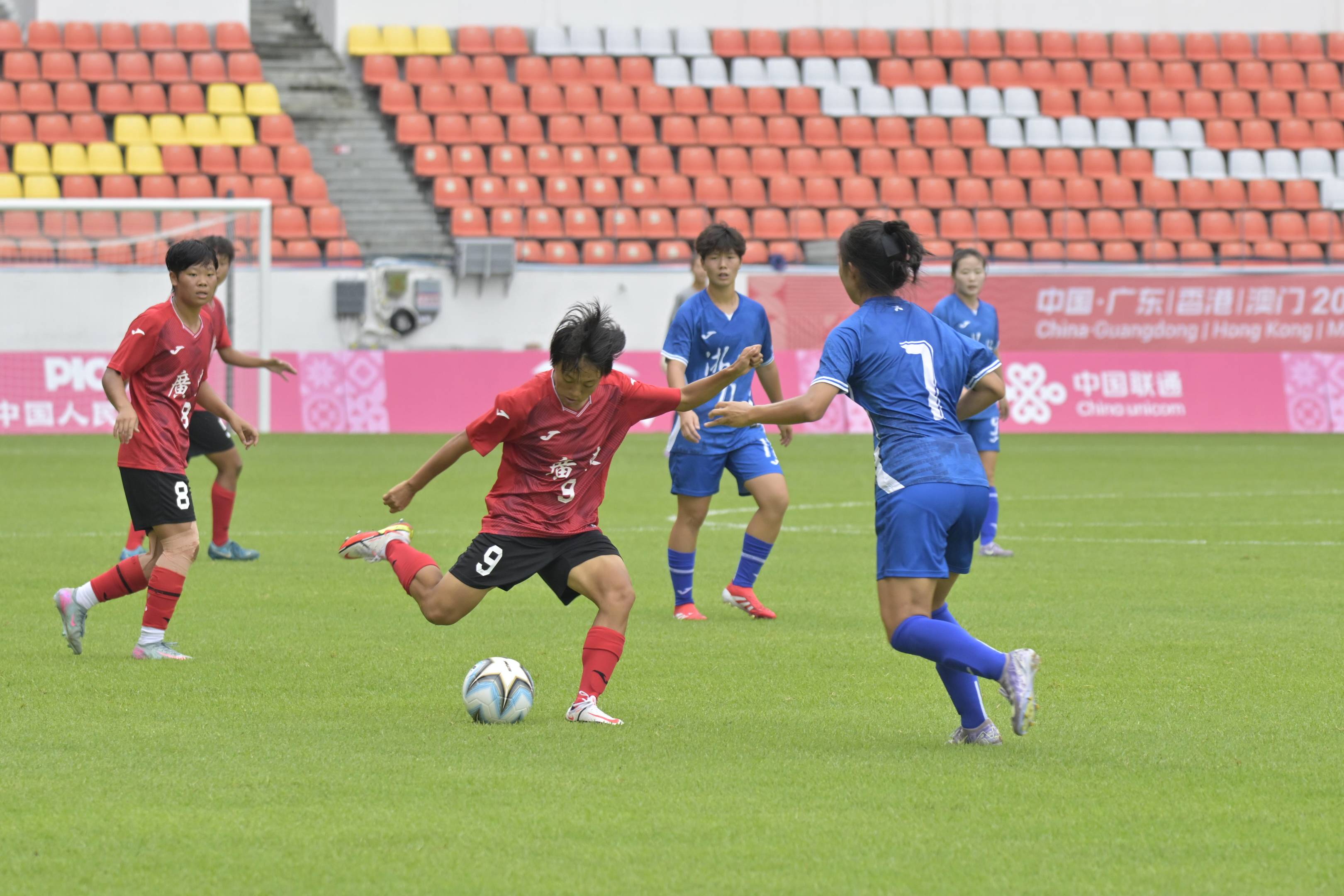 中国女足在赛场上展现了高质量的比赛 中国女足在赛场上展现了高质量的比赛