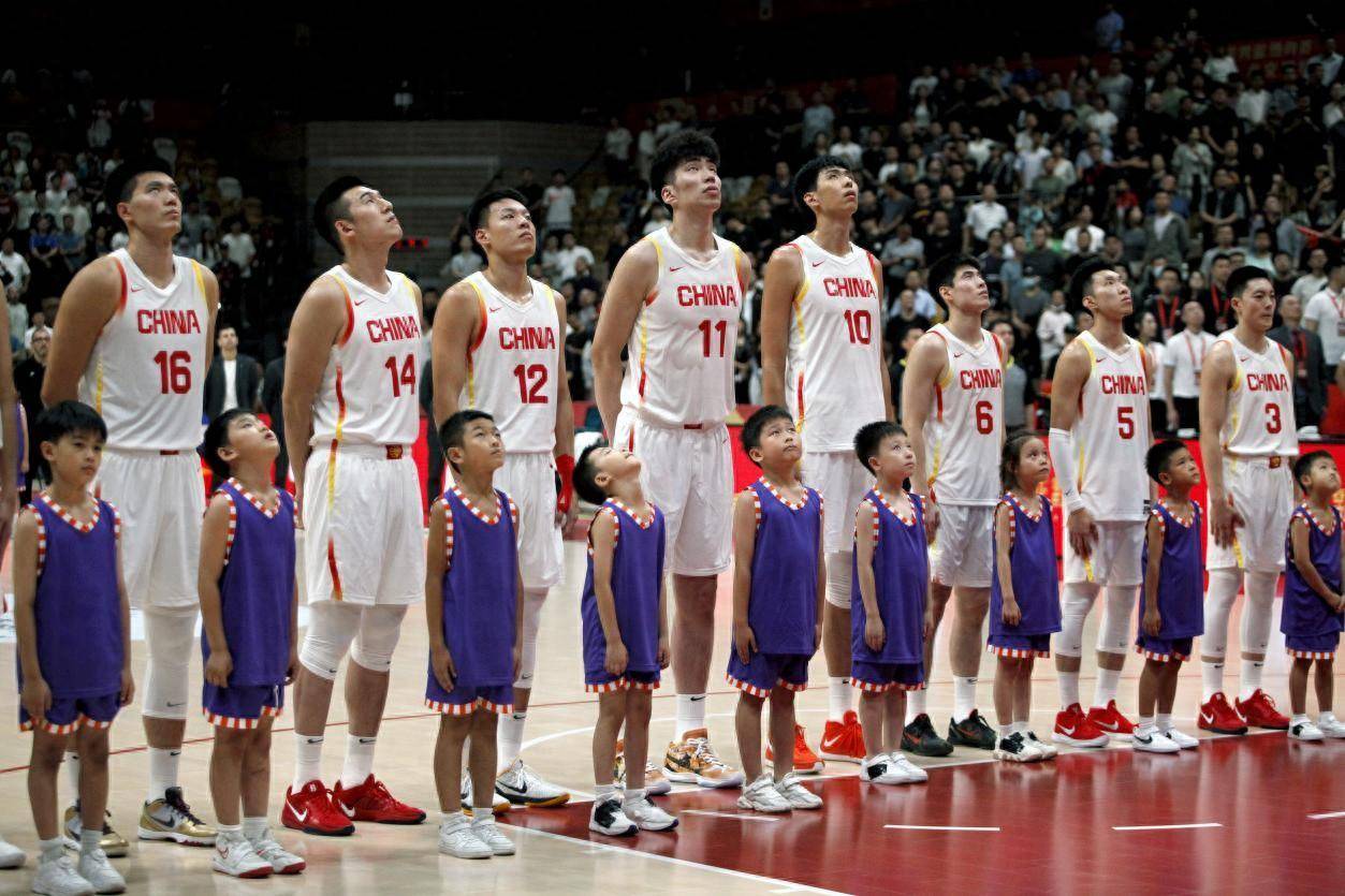 马刺队新赛季热身赛击败中国男篮大胜在望的简单介绍 马刺队新赛季热身赛击败中国男篮大胜在望的简单介绍