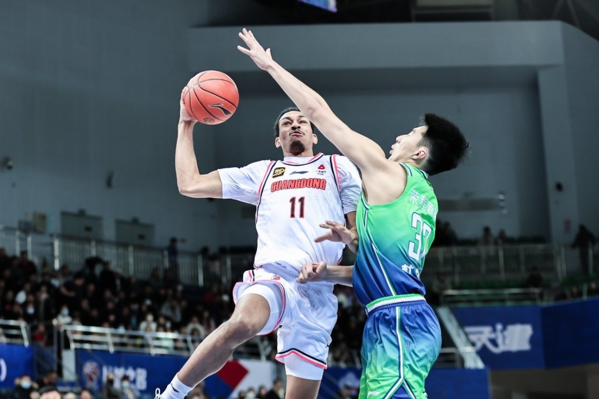 米兰体育官网app-关键比赛！球队全力击败对手晋级