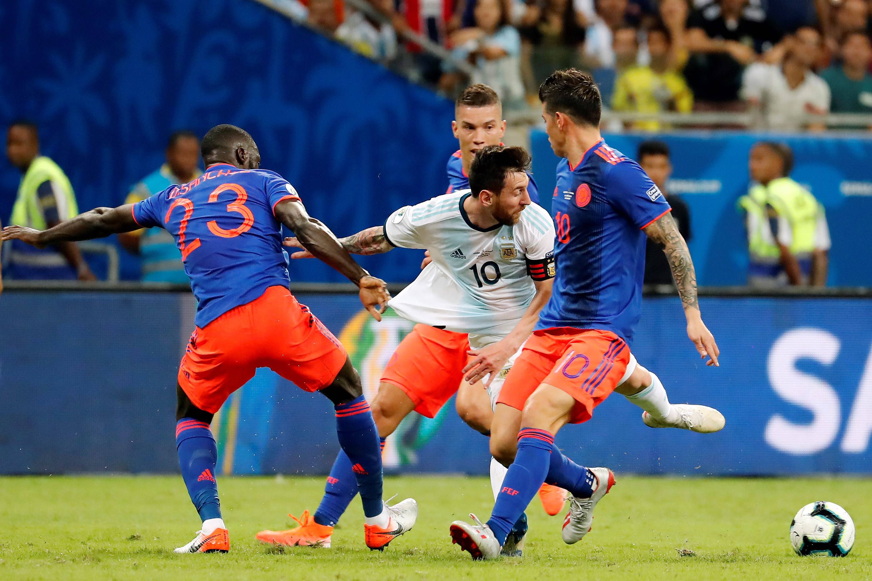 米兰体育在线登录-哥伦比亚选手在团体比赛中获得佳绩