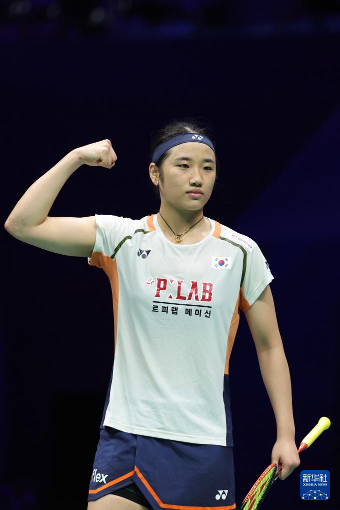 中国羽毛球队夺得冠军 中国羽毛球队夺得冠军